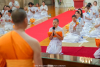 วัดพระธรรมกายลอนดอน จัดพิธีบรรพชาสามเณรยุวธรรมทายาท
