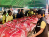 วัดพระธรรมกาย มูลนิธิธรรมกาย มอบถุงยังชีพช่วยผู้ประสบภัยน้ำท่วม จ.สุโขทัย