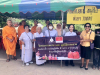 วัดพระธรรมกาย มูลนิธิธรรมกาย มอบถุงยังชีพช่วยผู้ประสบภัยน้ำท่วม จ.สุโขทัย
