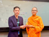 ผู้แทนวัดพระธรรมกาย อำนวยพรปีใหม่สำนักข่าว