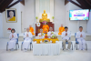 วัดพระธรรมกายชิคาโก จัดพิธีถวายกองบุญข้าวสาร