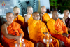 วัดพระธรรมกายจุดประกายศรัทธาบวชหมู่พุทธภูมิ ๓๐๐ รูป เดินธรรมยาตราสู่สารนาถ ต้นกำเนิดพุทธศาสนา