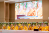 พระครูปลัดรัตนวีรวัฒน์ เจ้าอาวาสวัดพระธรรมกาย นำคณะสงฆ์และสาธุชนปฏิบัติธรรมเจริญสมาธิภาวนาถวายเป็นพระราชกุศล