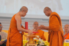 สมเด็จพระสังฆราชประทานพระคติธรรมในพิธีเปิดการประชุมสหภาพพระธรรมทูตไทยในทวีปยุโรป ณ วัดศรีนครินทรวราราม ประเทศสวิตเซอร์แลนด์