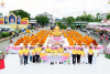 ทำบุญตักบาตรแด่คณะสงฆ์ 122 รูป เนื่องในโอกาสครบรอบ 121 ปี อำเภอคลองหลวง