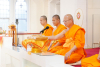 วัดมัชฌิมาราม ลีดส์ จัดพิธีทอดผ้าป่า ณ วัดพระธรรมกายแมนเชสเตอร์