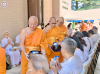 วัดพระธรรมกายแคลิฟอร์เนีย จัดพิธีถวายเทียนพรรษาและผ้าอาบน้ำฝน