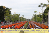 ประเพณีตักบาตรดอกไม้ พระ 3,000 รูป ณ วัดพระพุทธบาท สระบุรี