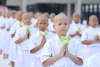 วัดพระธรรมกาย จัดพิธีบรรพชาสามเณรยุวธรรมทายาท รุ่นที่ 28