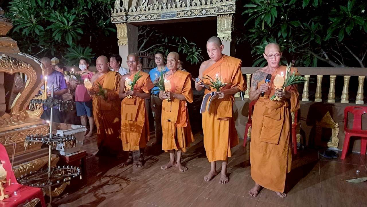 วัดสองคอนกลาง