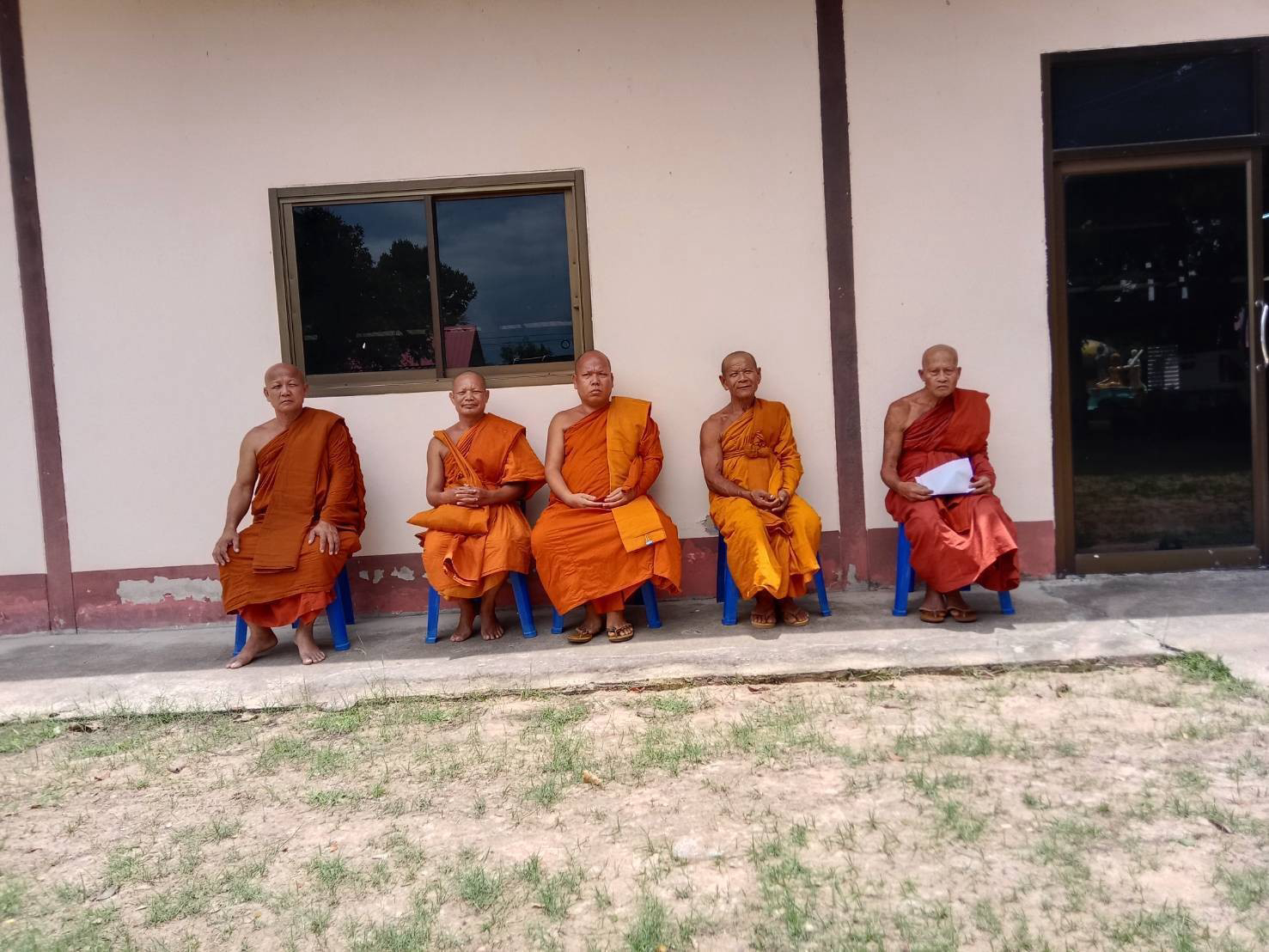 ที่พักสงฆ์บ้านแสงน้อย