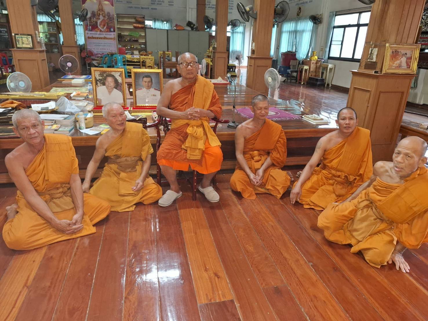 วัดบรรหารแจ่มใส