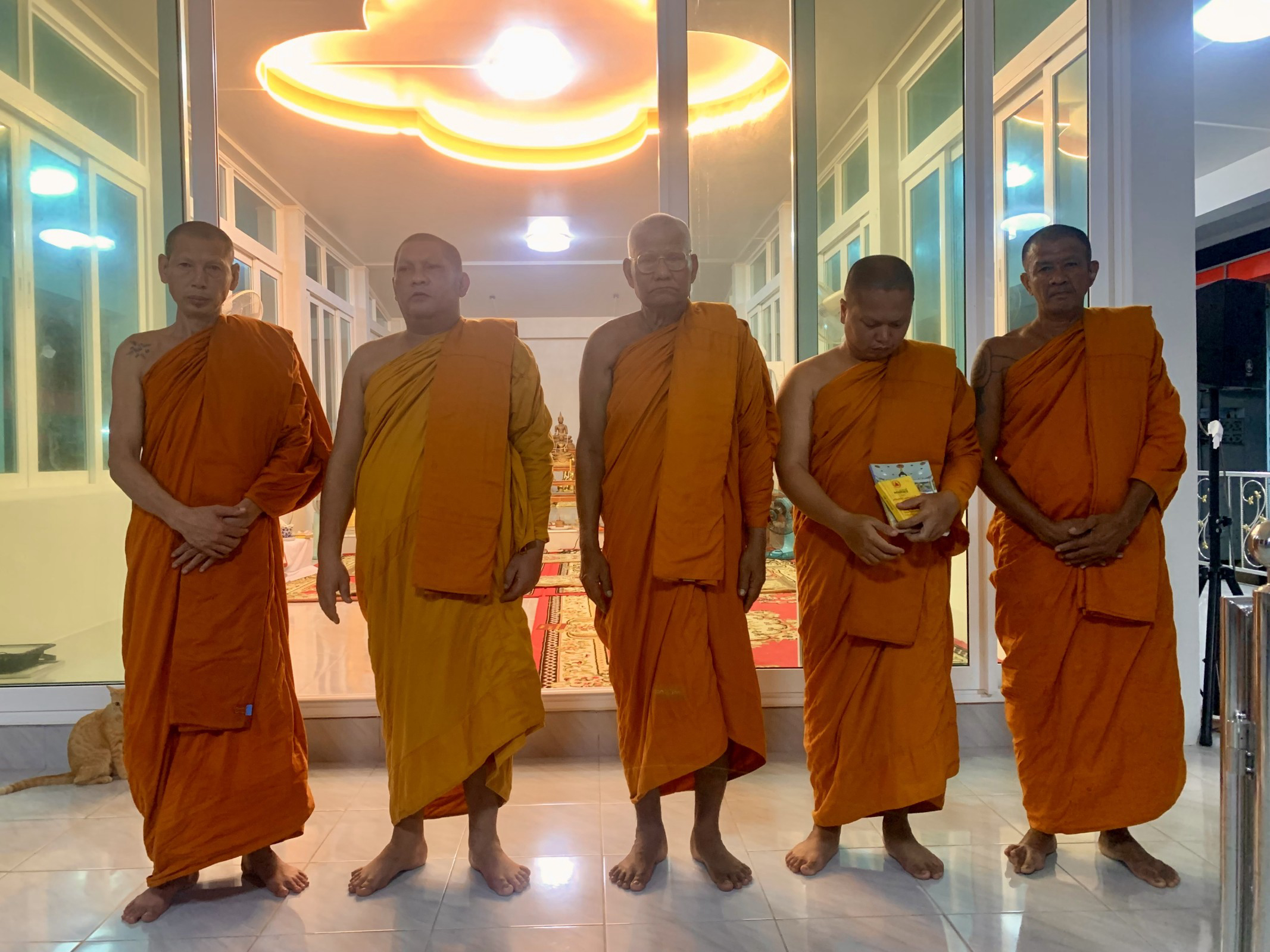 วัดคร่อเรียงราย