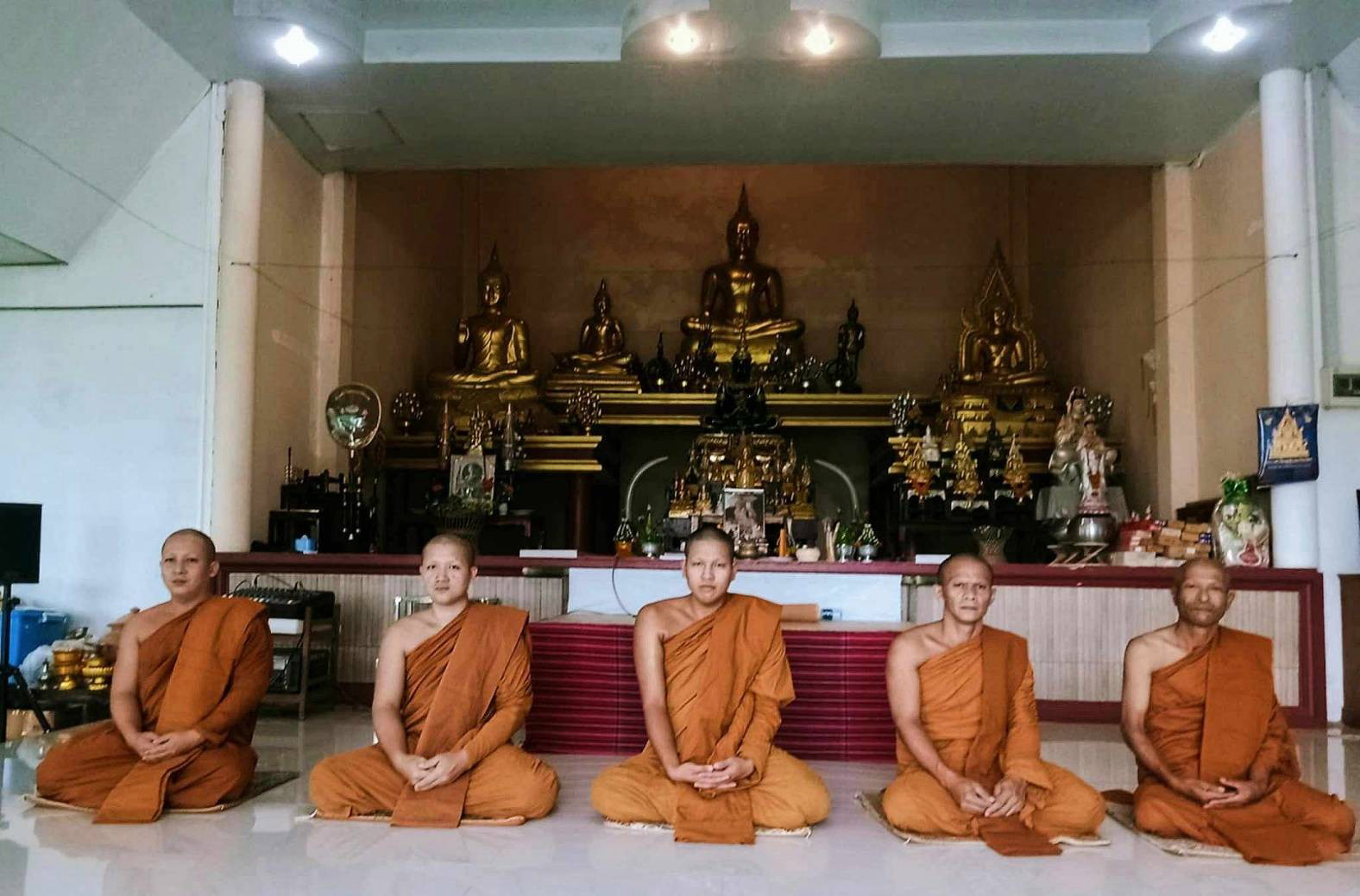 ที่พักสงฆ์ธาราธรรม