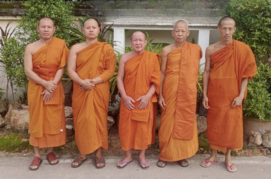 วัดบ่อหิน