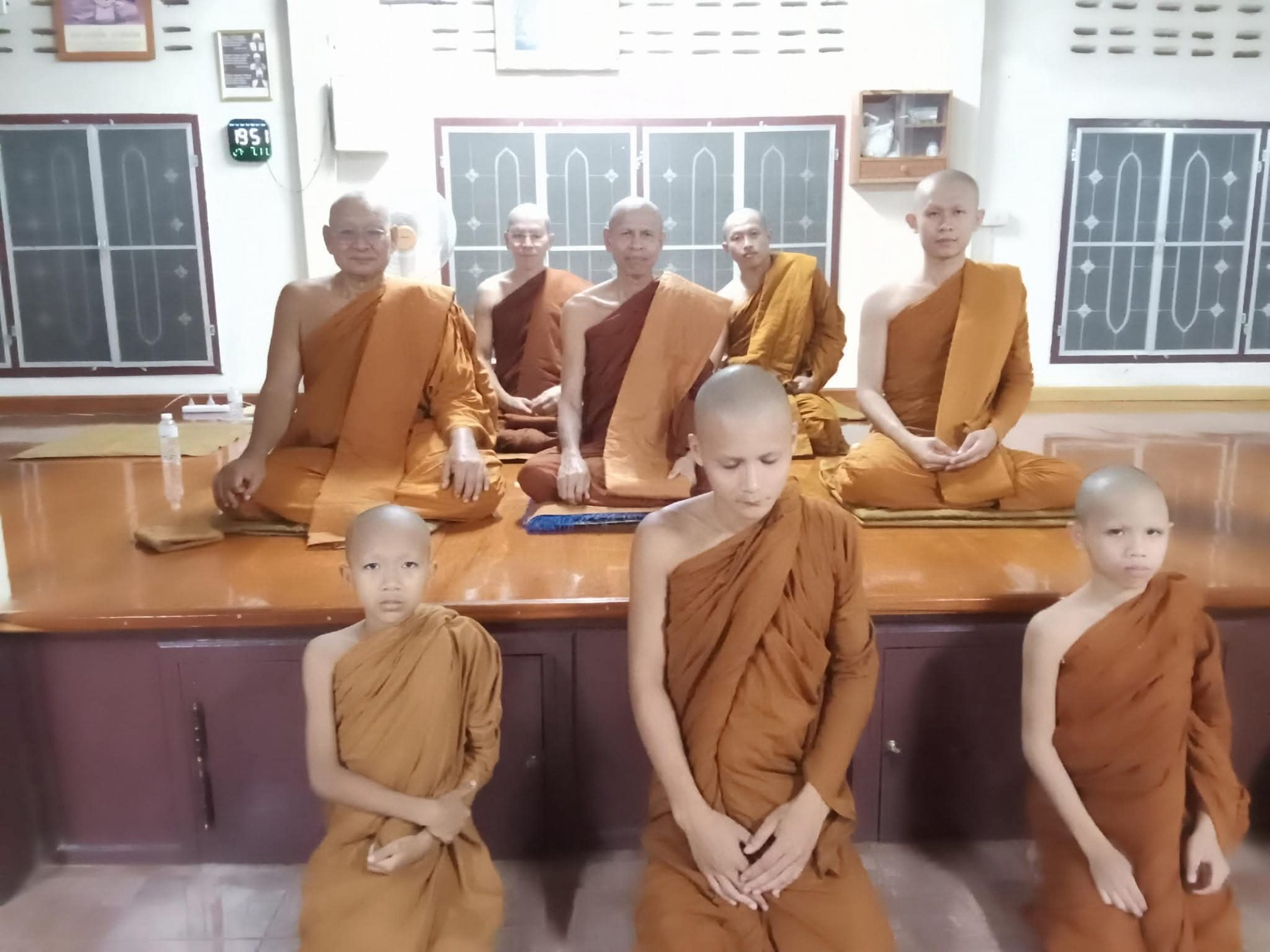 วัดภูเขาดิน