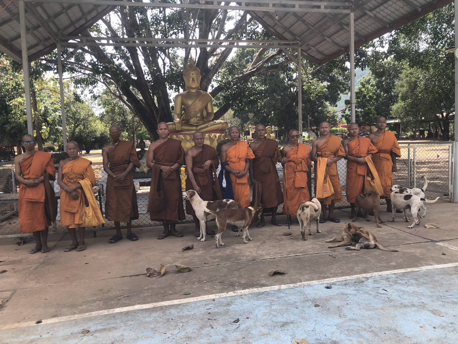 วัดเขานมนาง