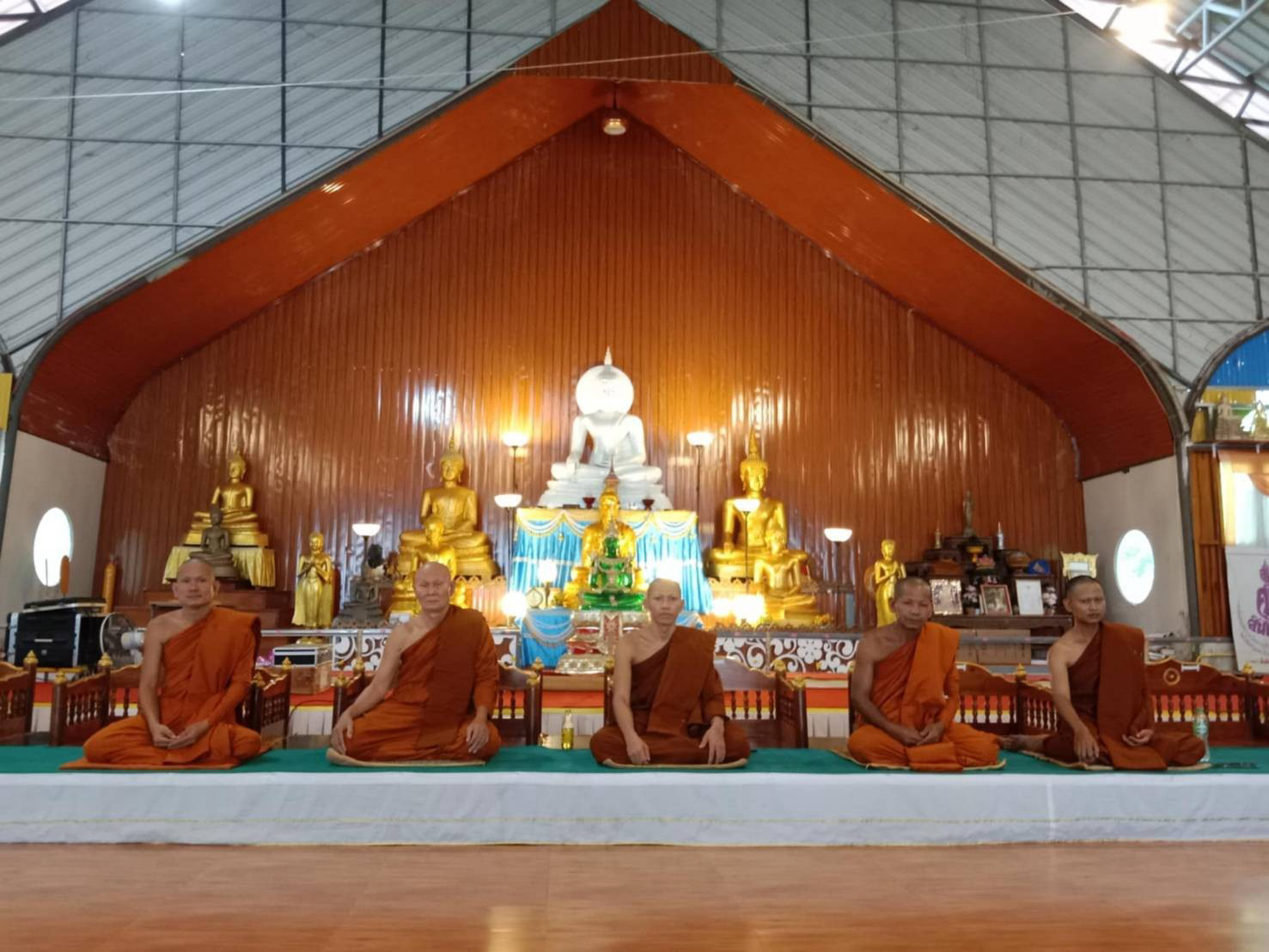 วัดศิลาอาสน์