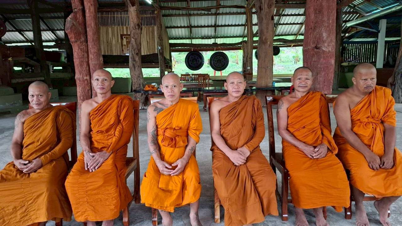 วัดหนองประดู่