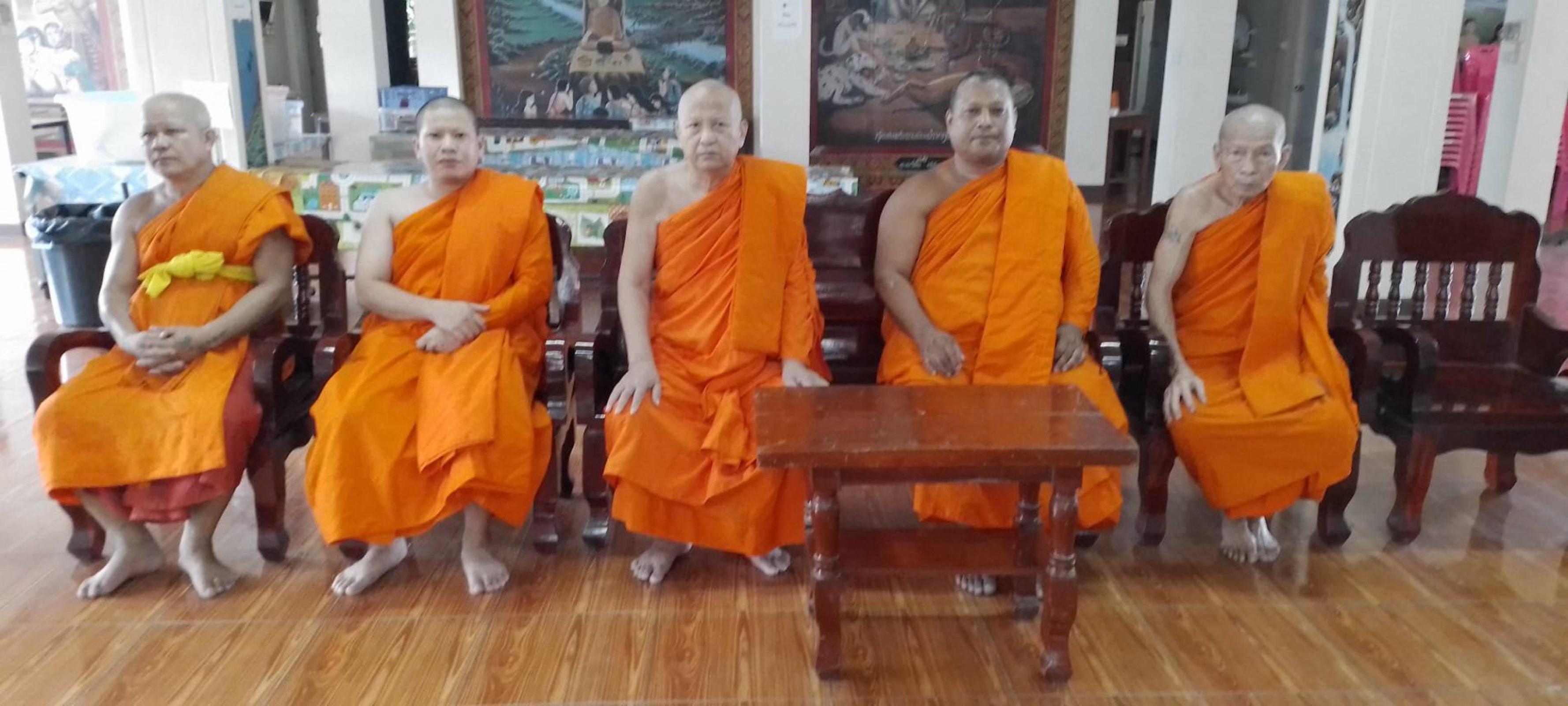 วัดท่าถนน