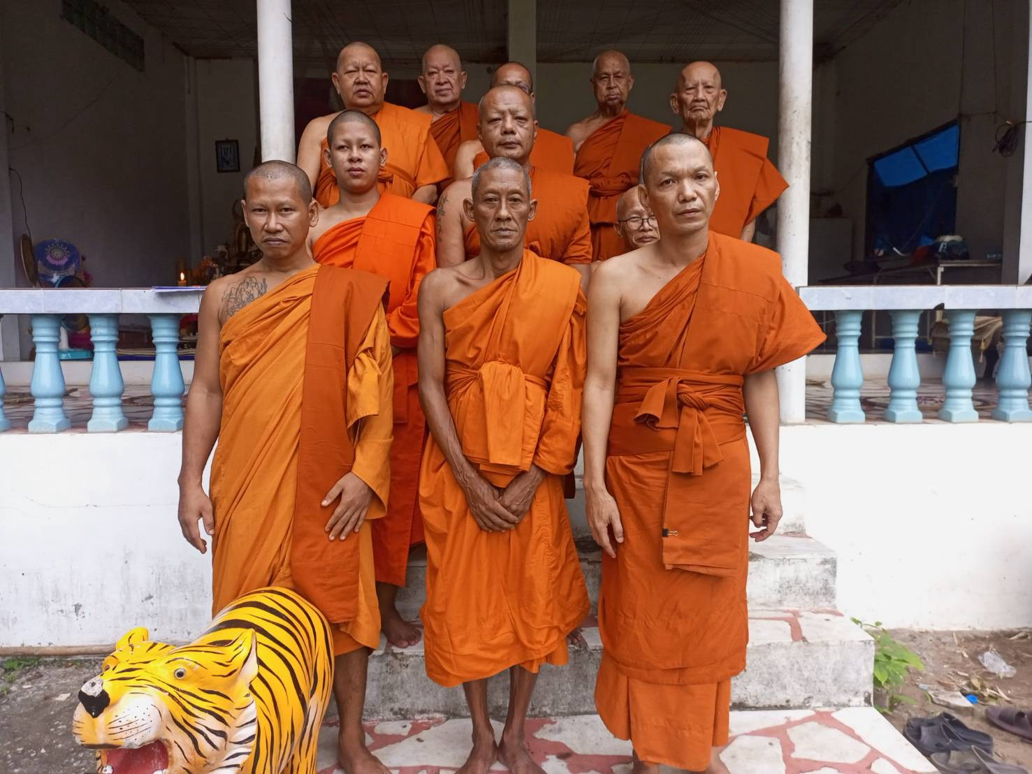 วัดฟากบึง