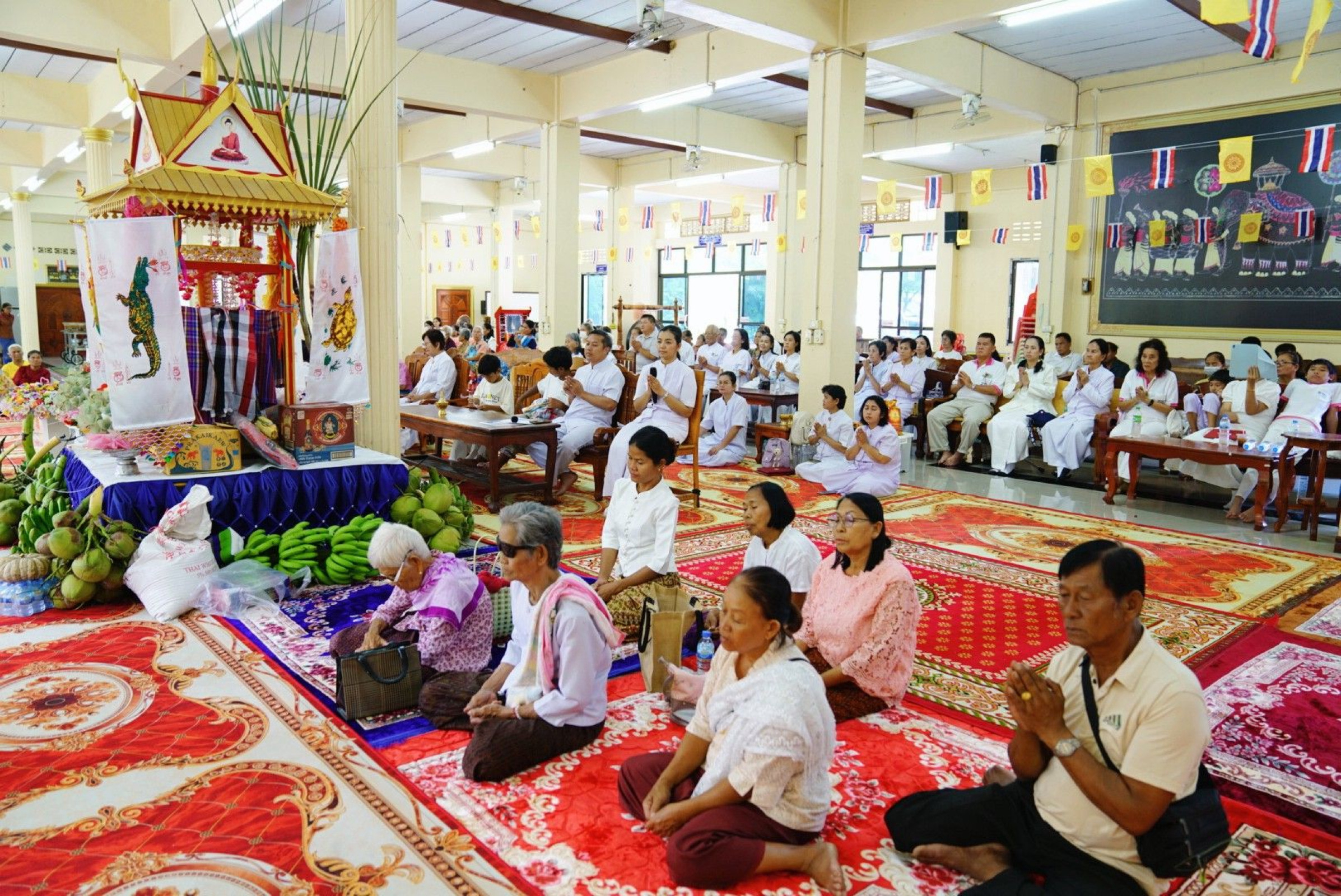 ภาพร่วมพิธีกรรมวัดบ้านระกา