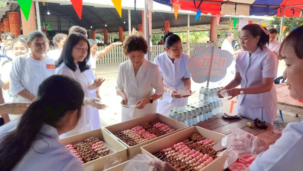 ภาพร่วมพิธีกรรมวัดนิโรธวนาราม(บ้านหนองไทร)