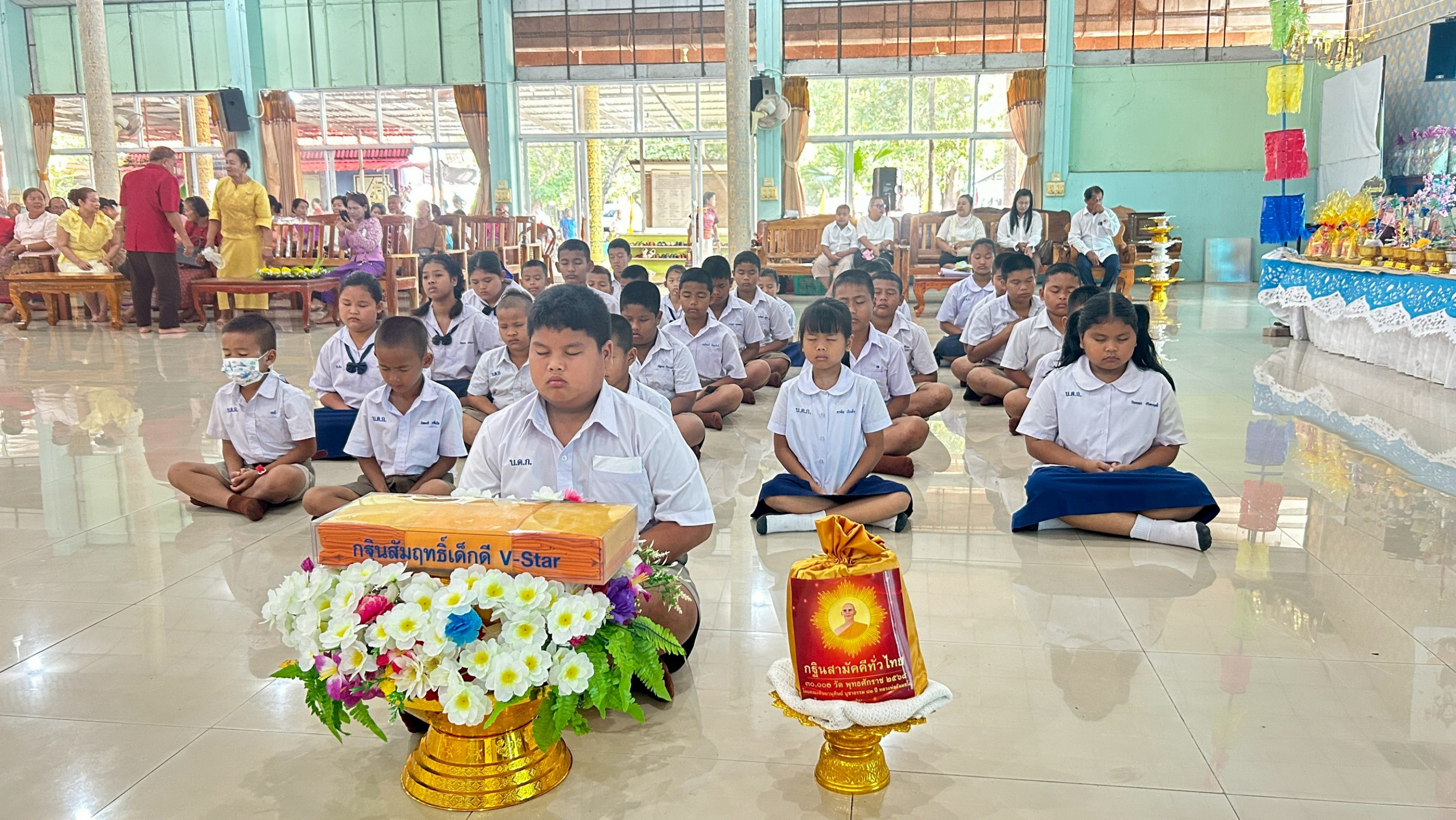 ภาพร่วมพิธีกรรมวัดทับขี้เหล็ก