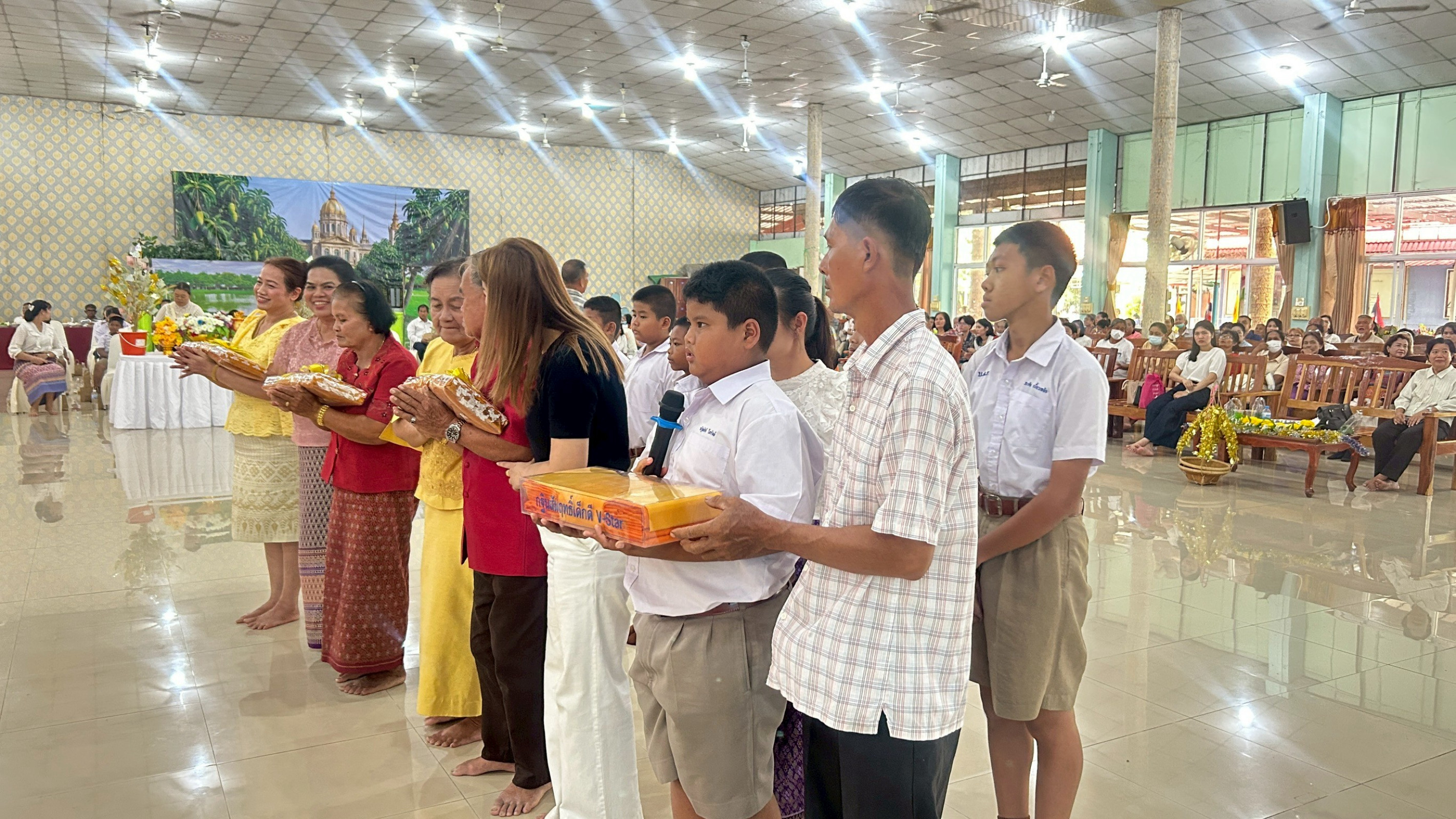 ภาพร่วมพิธีกรรมวัดทับขี้เหล็ก
