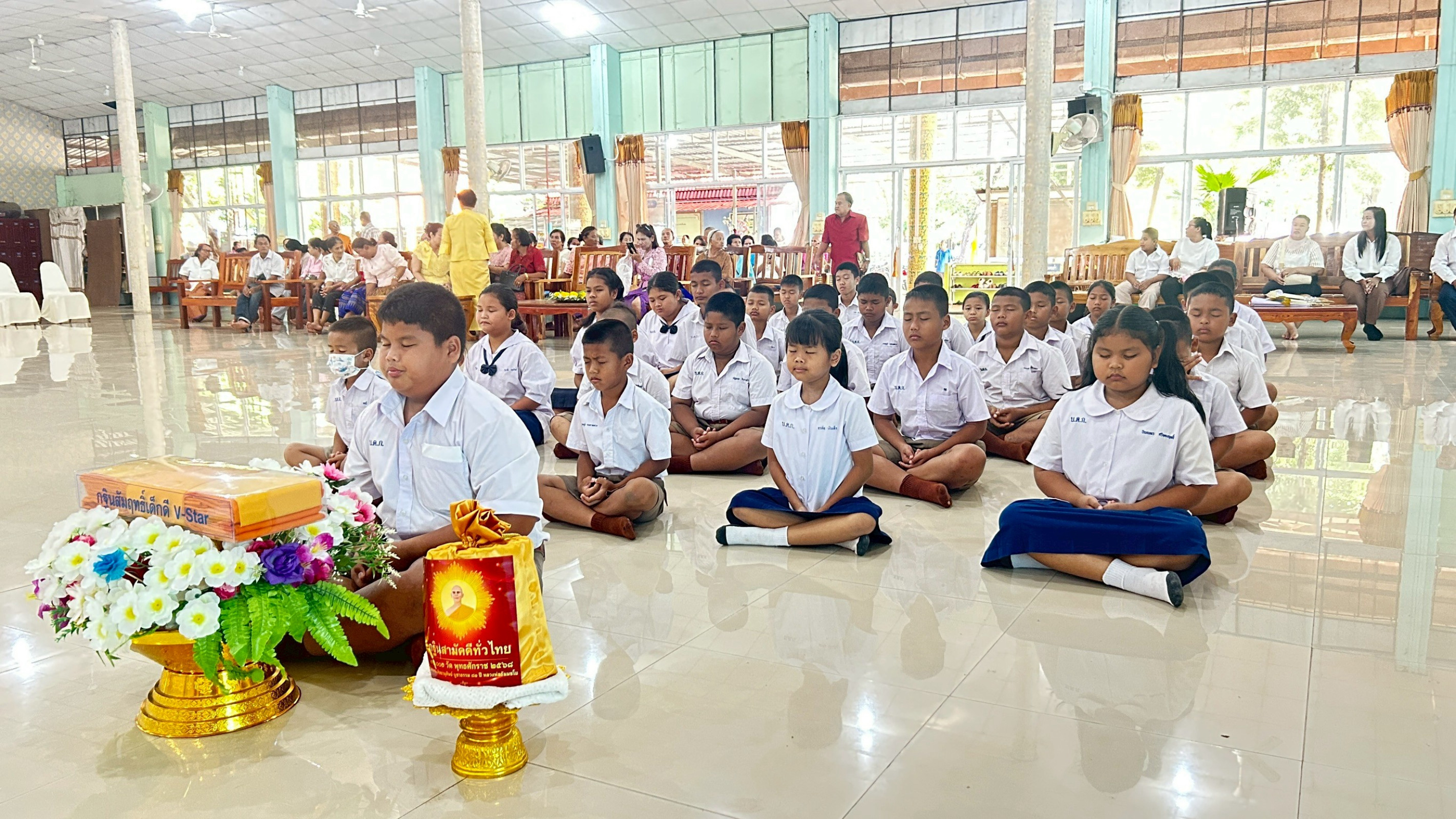 ภาพร่วมพิธีกรรมวัดทับขี้เหล็ก