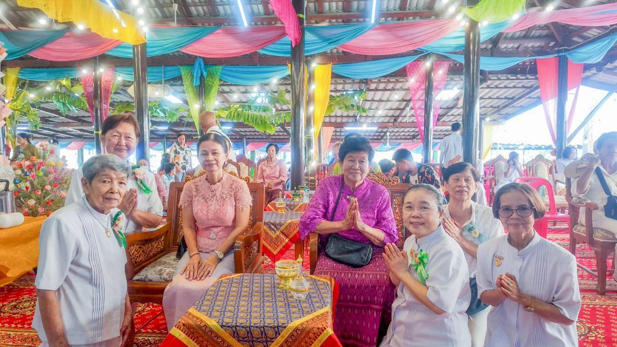 ภาพร่วมพิธีกรรมวัดบัวสุวรรณประดิษฐ์