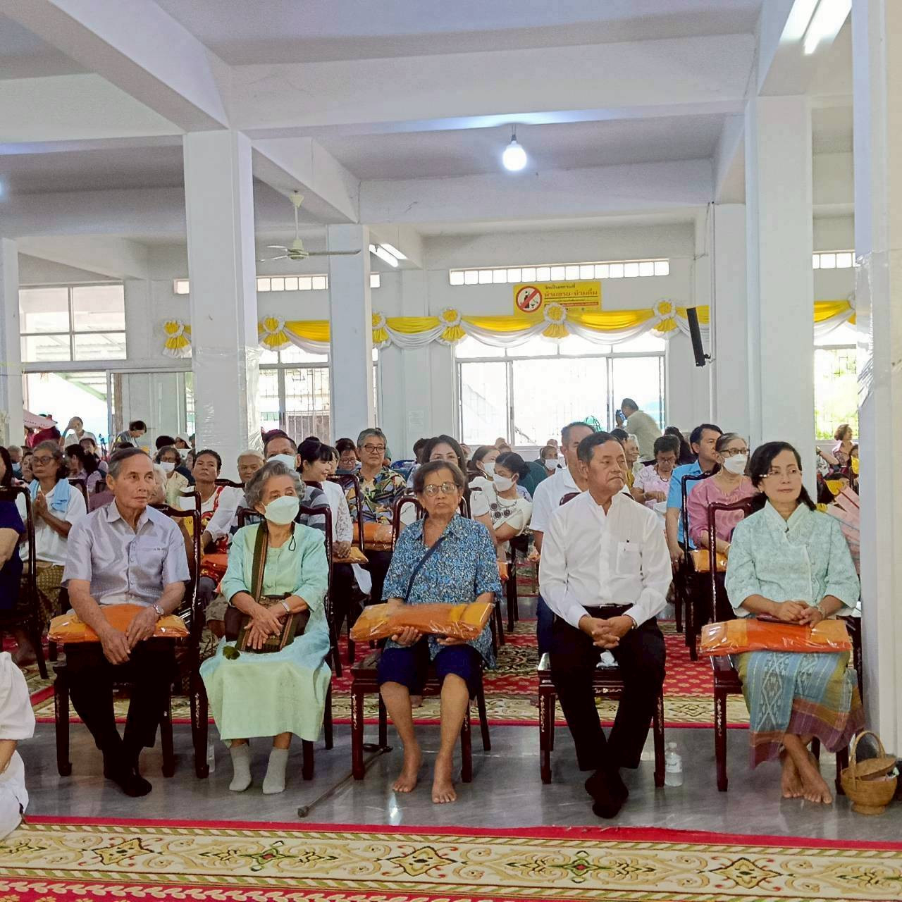 ภาพร่วมพิธีกรรมวัดบึงบาประภาสะวัต