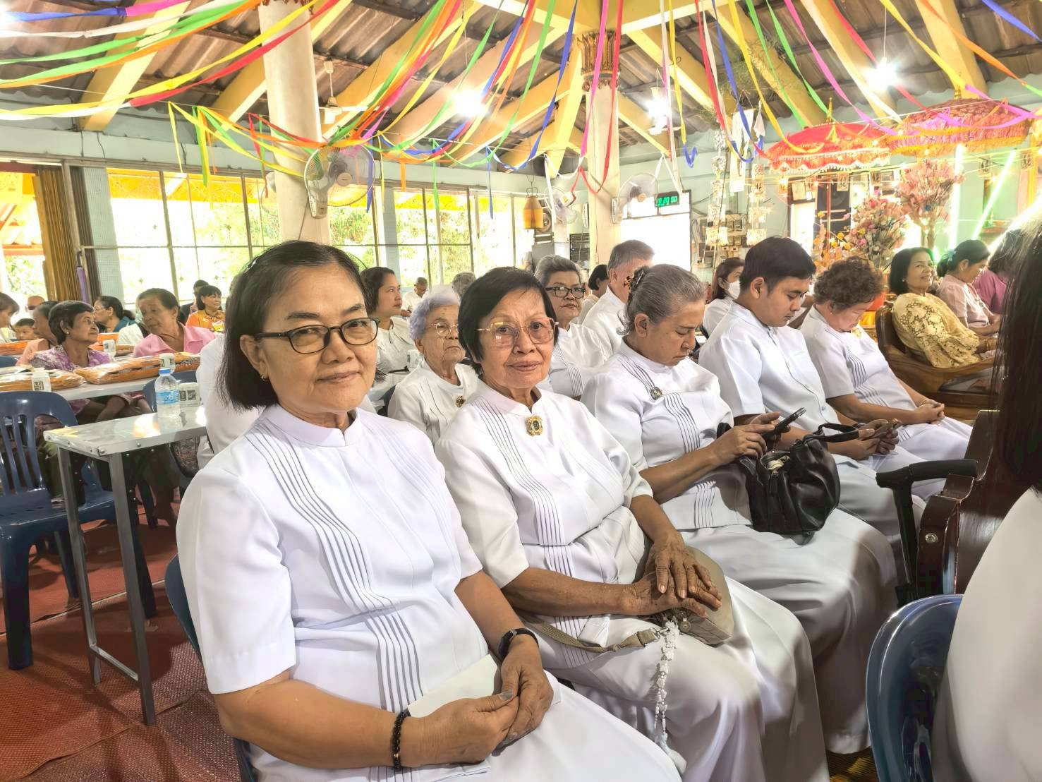 ภาพร่วมพิธีกรรมวัดสุขารมย์