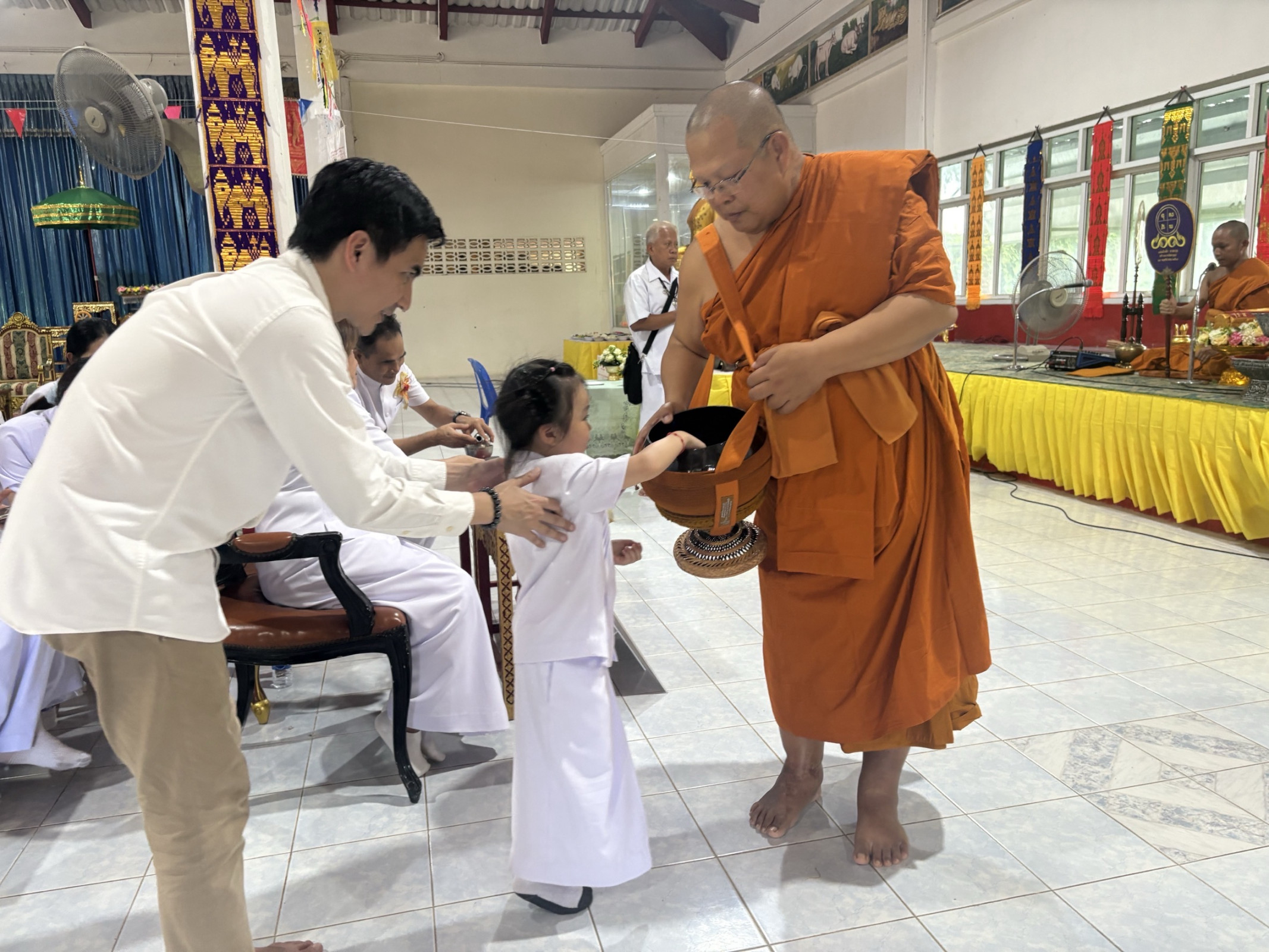 ภาพร่วมพิธีกรรมวัดกรุณา