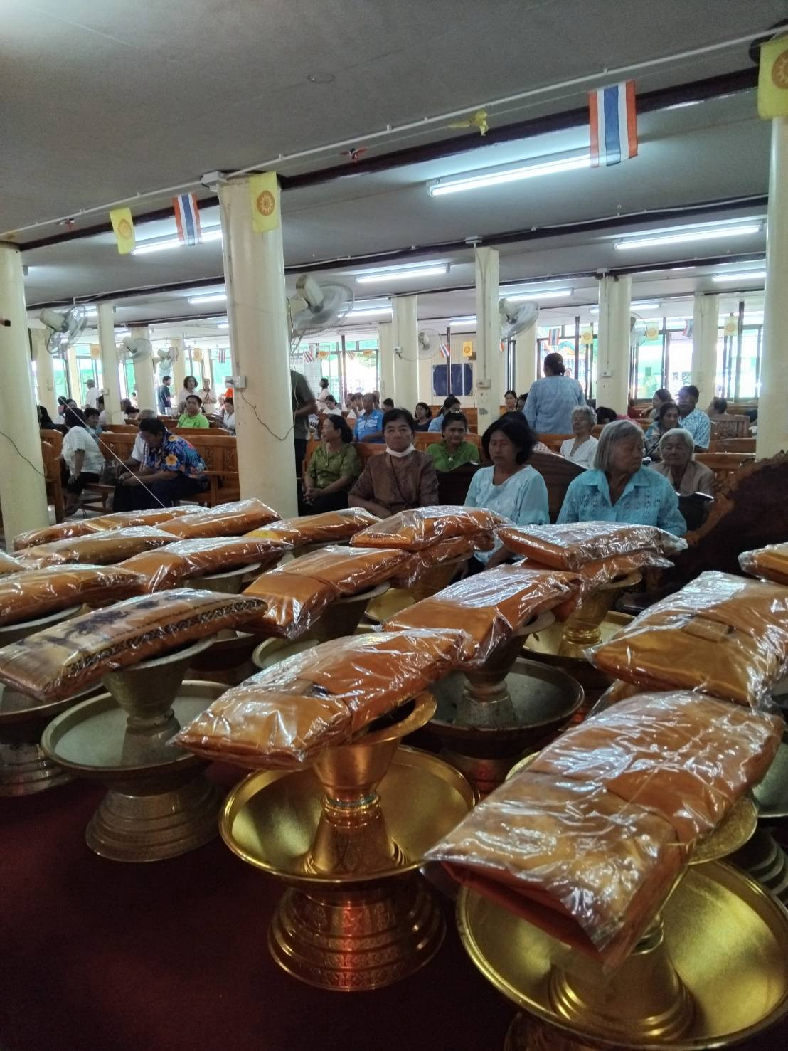 ภาพร่วมพิธีกรรมวัดศรีเจริญ