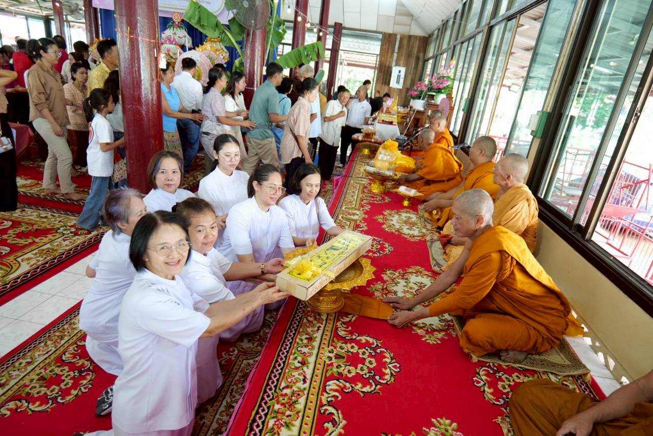 ภาพร่วมพิธีกรรมวัดสะแก