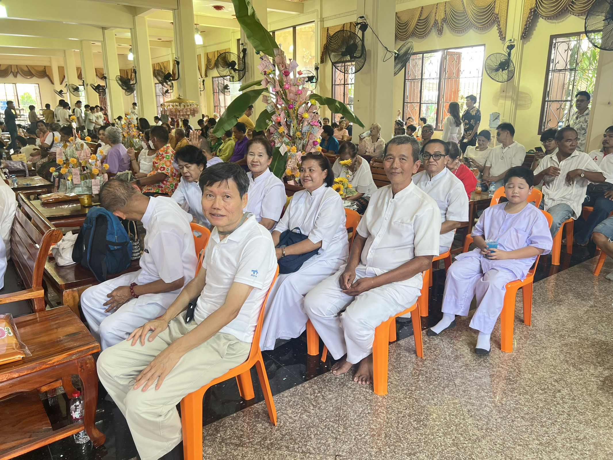 ภาพร่วมพิธีกรรมวัดธัญญะผล