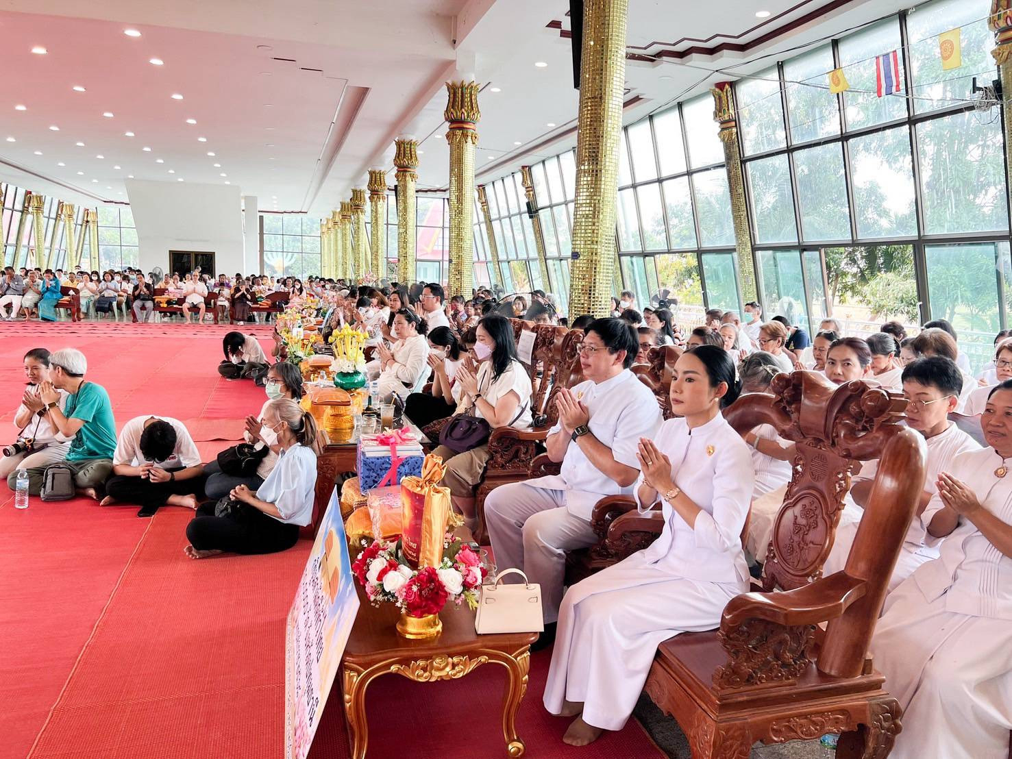 ภาพกล่าวคำถวายกฐินวัดพุทธวิชยาราม