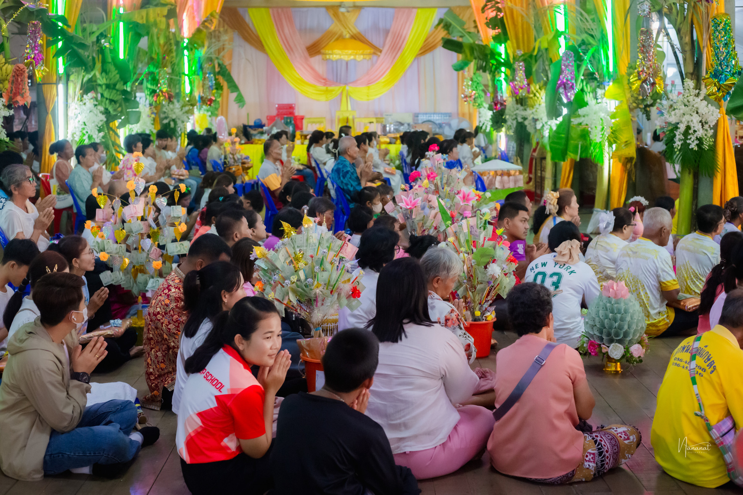 ภาพร่วมพิธีกรรมวัดคลองจันทน์