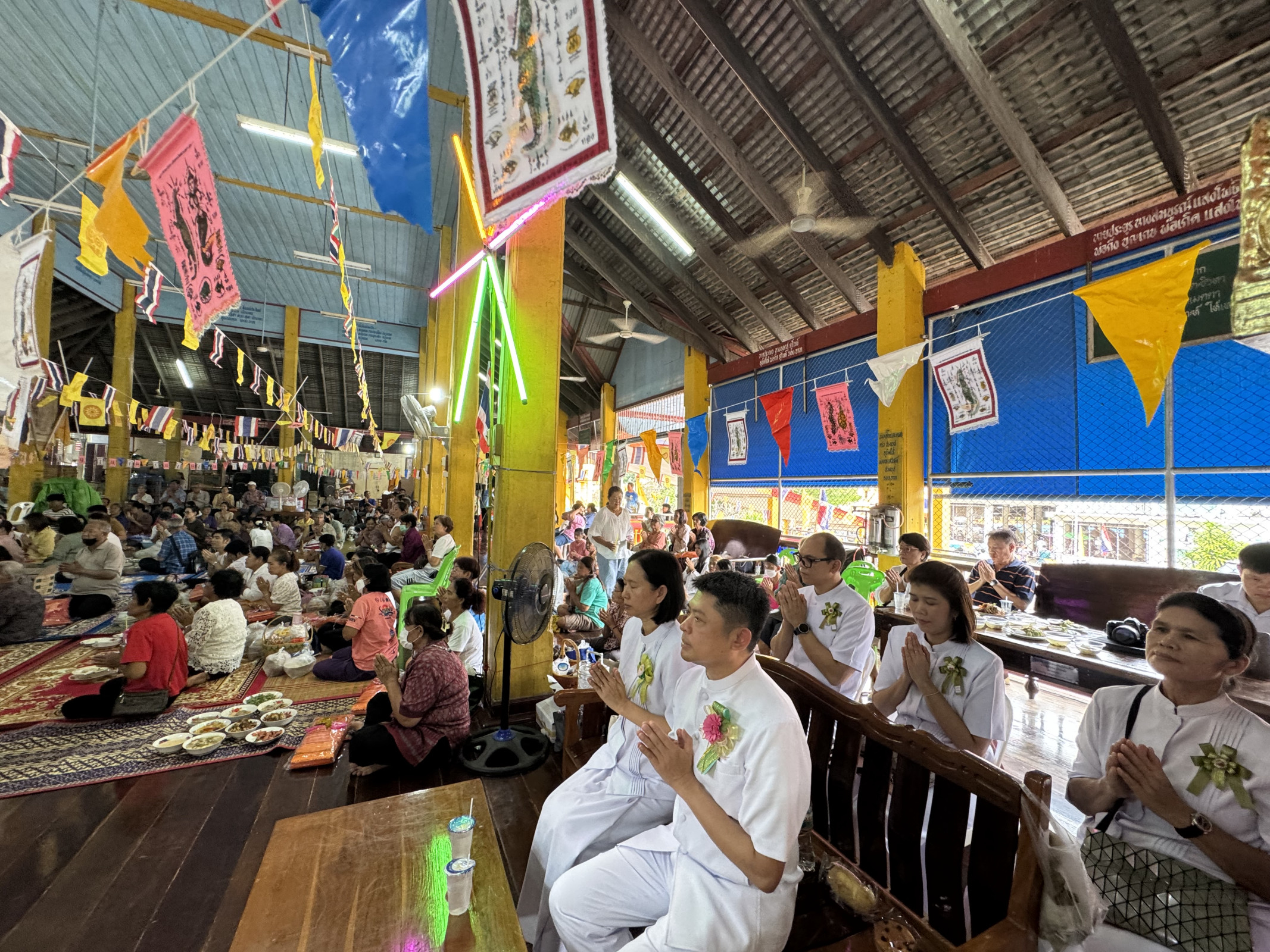 ภาพร่วมพิธีกรรมวัดโรงช้าง