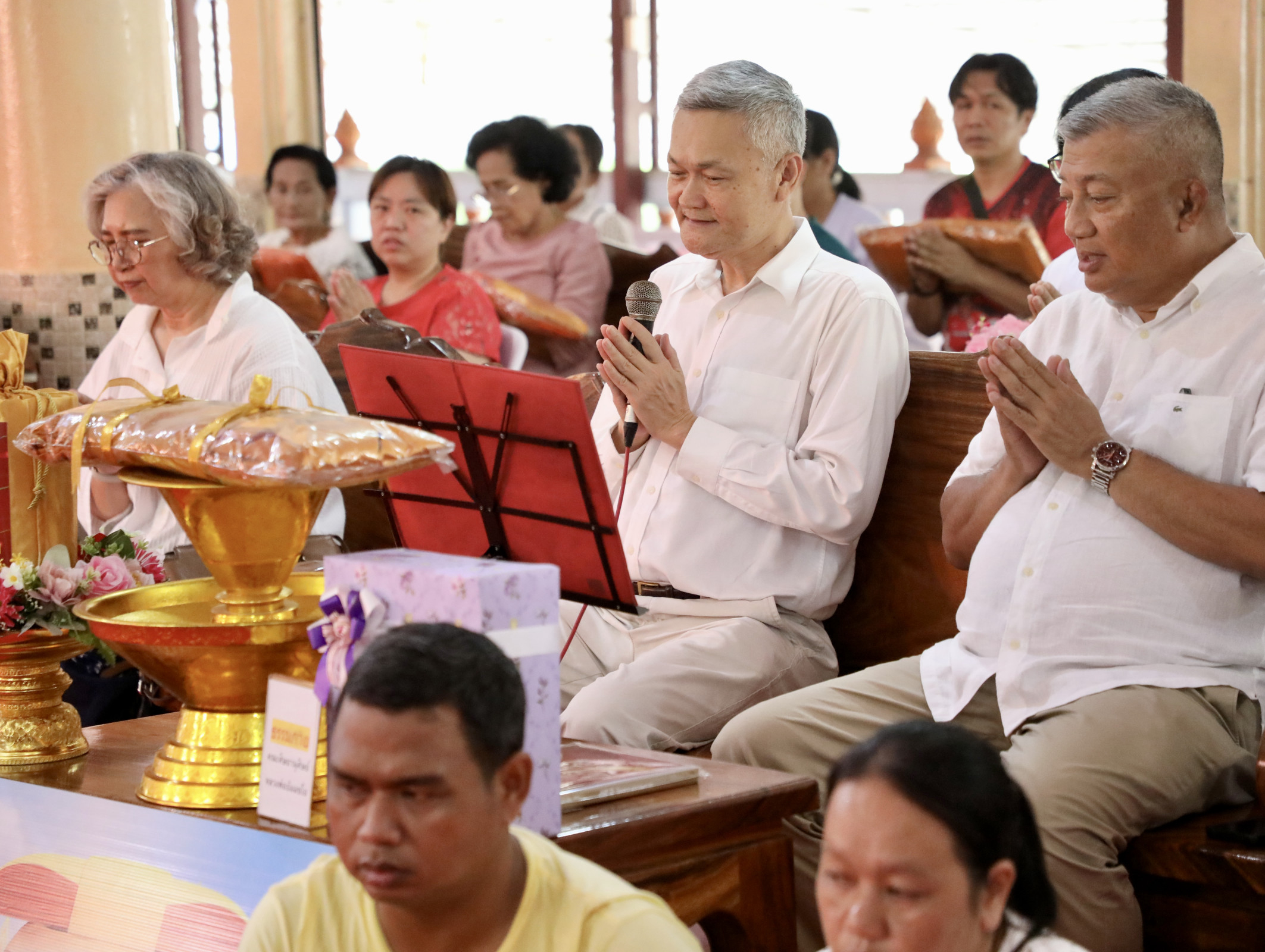 ภาพกล่าวคำถวายกฐินวัดดอกไม้