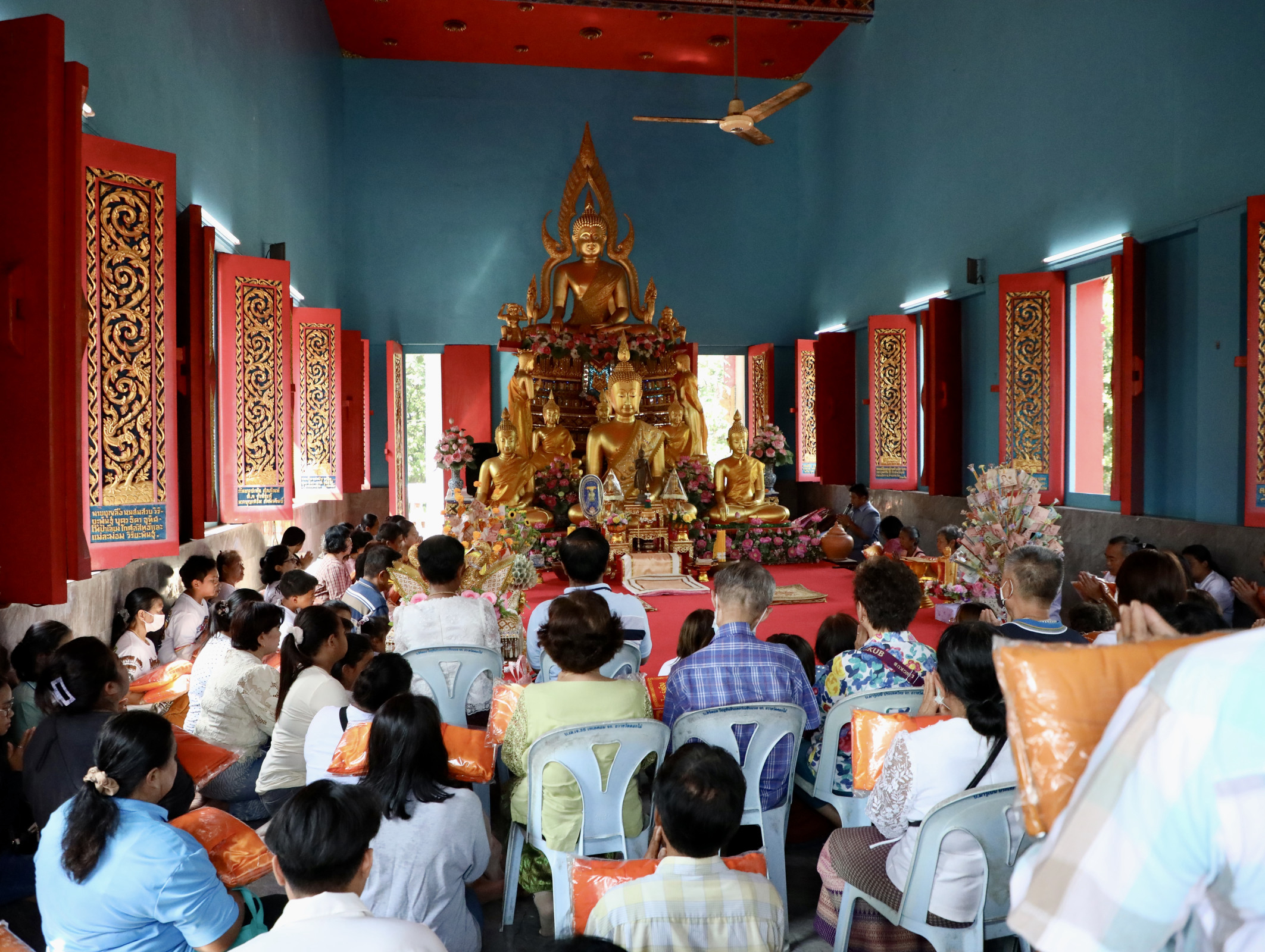 ภาพร่วมพิธีกรรมวัดดอกไม้