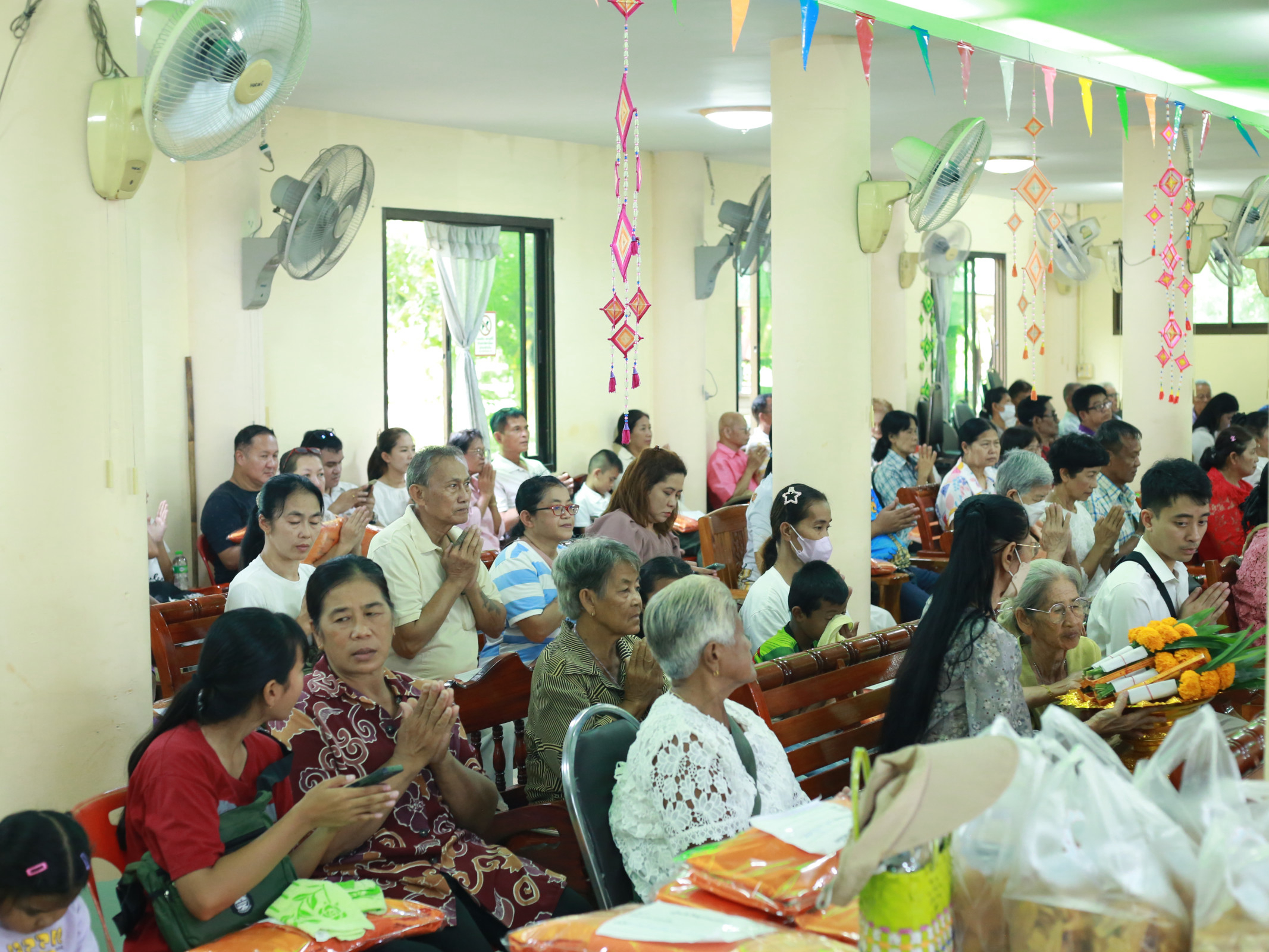 ภาพร่วมพิธีกรรมวัดใหญ่เทพนิมิตร