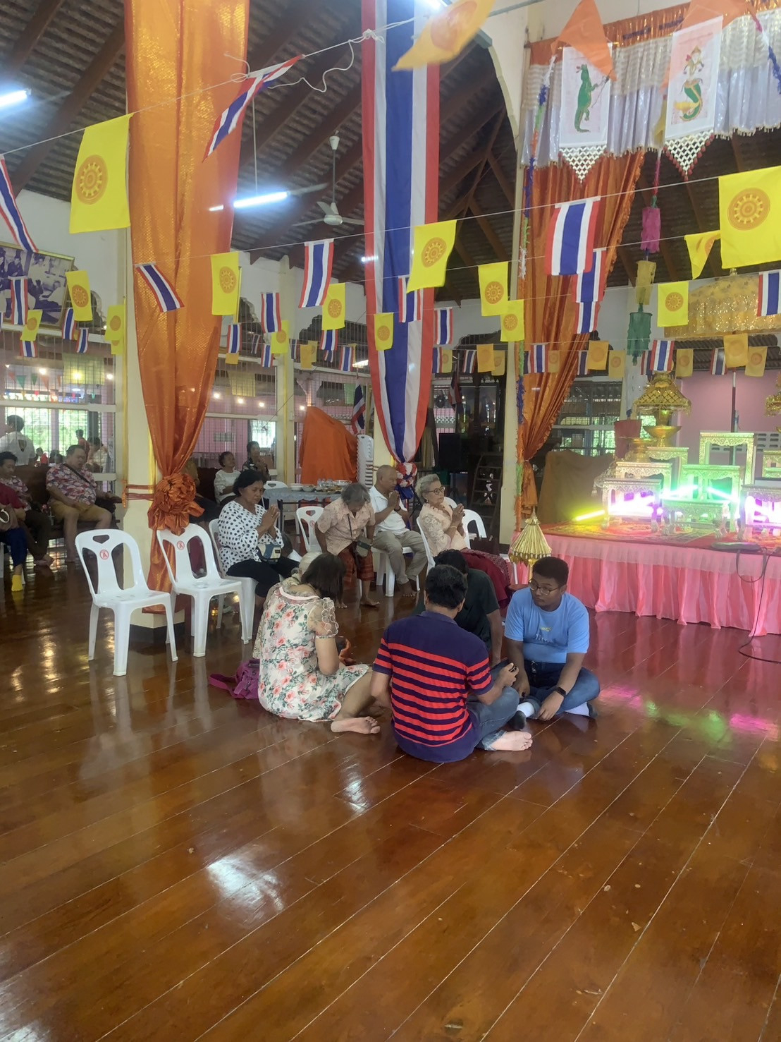 ภาพร่วมพิธีกรรมวัดตลาด