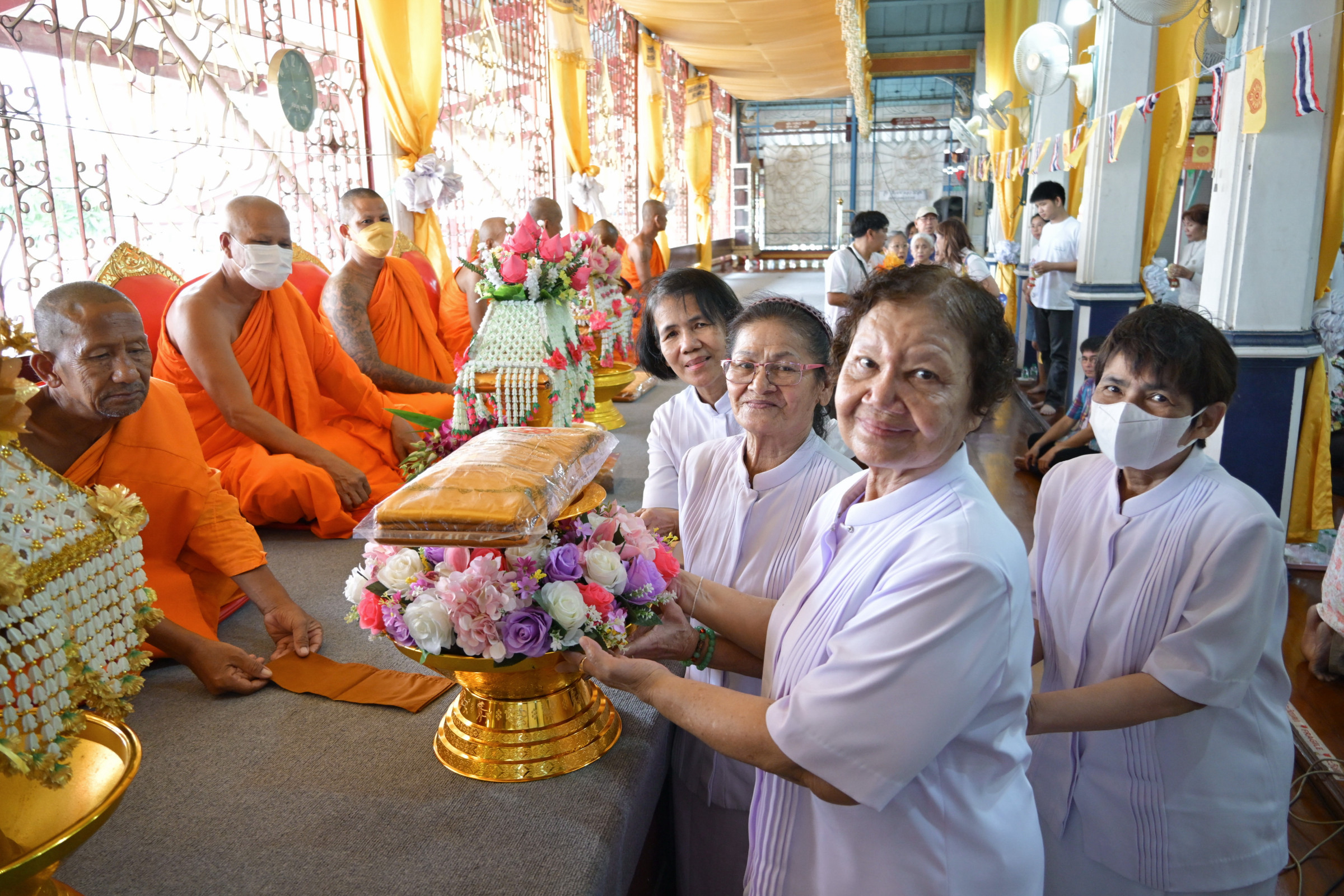 ภาพร่วมพิธีกรรมวัดคงษาสุทธาราม