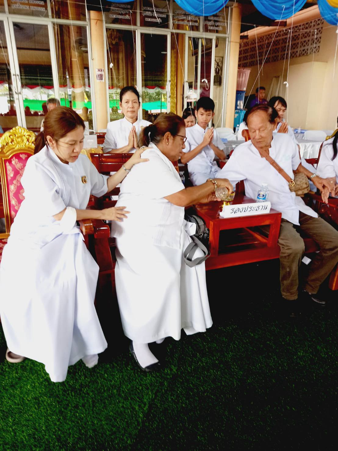 ภาพร่วมพิธีกรรมวัดขนอนใต้