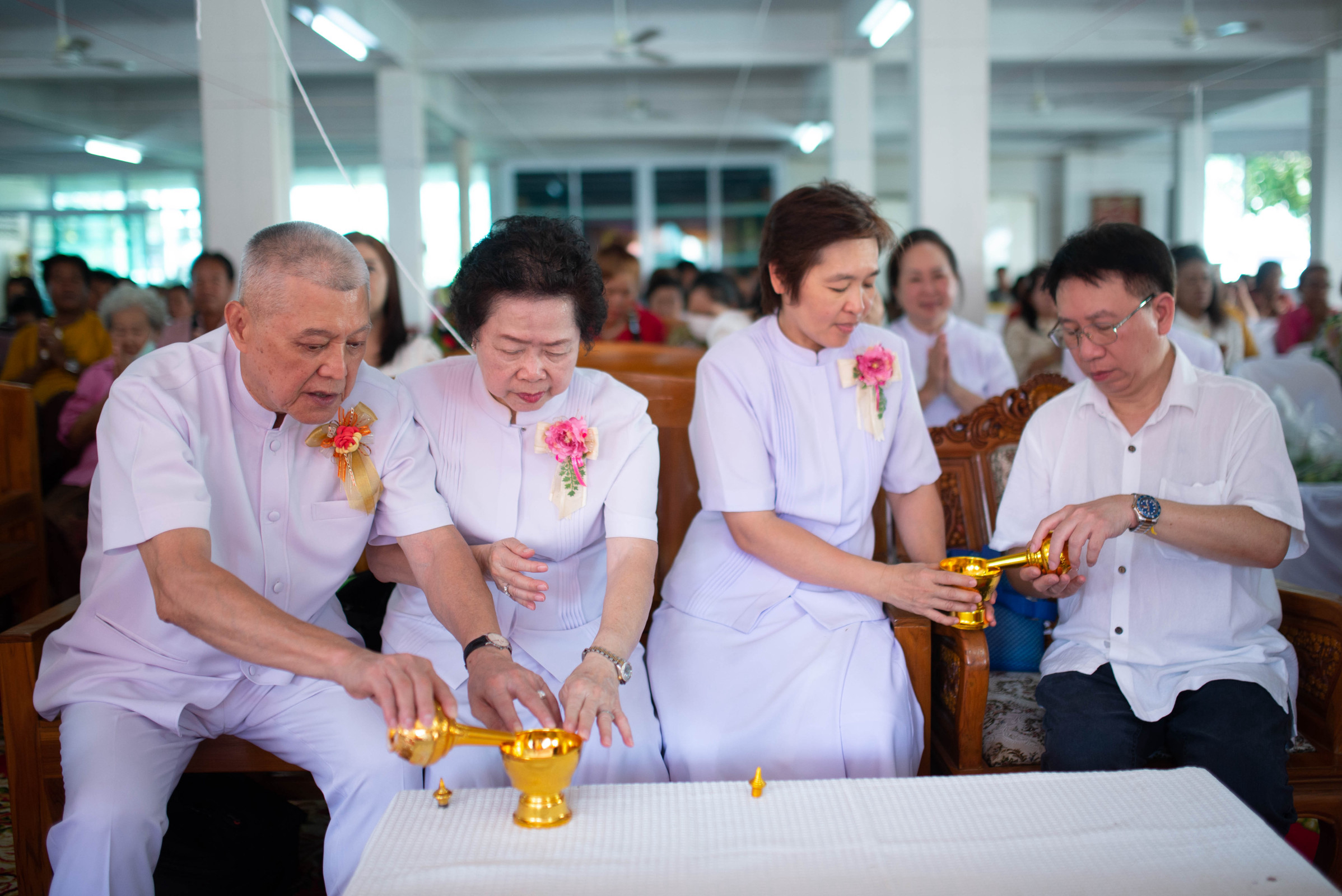 ภาพร่วมพิธีกรรมวัดลำบัว
