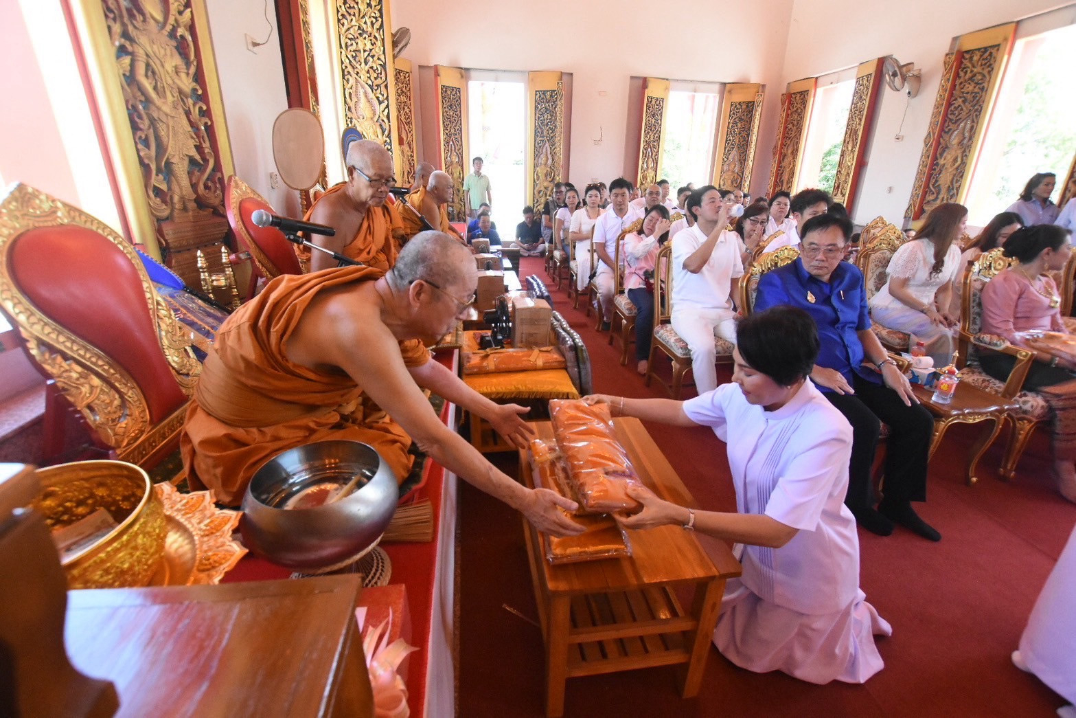 ภาพร่วมพิธีกรรมวัดป้อมใหญ่