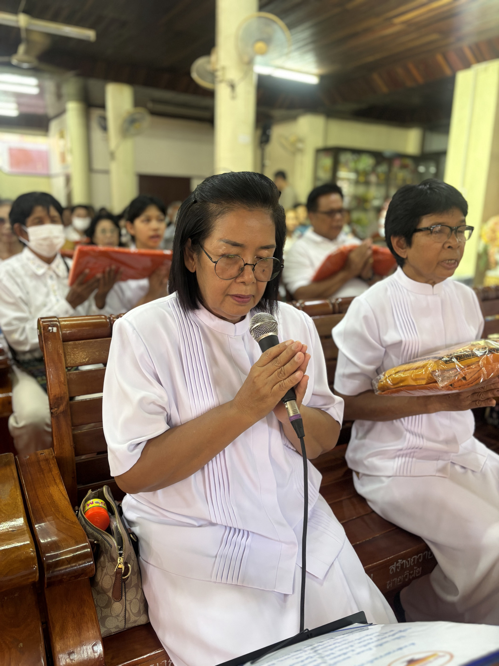 ภาพกล่าวคำถวายกฐินวัดบ้านชุ้ง