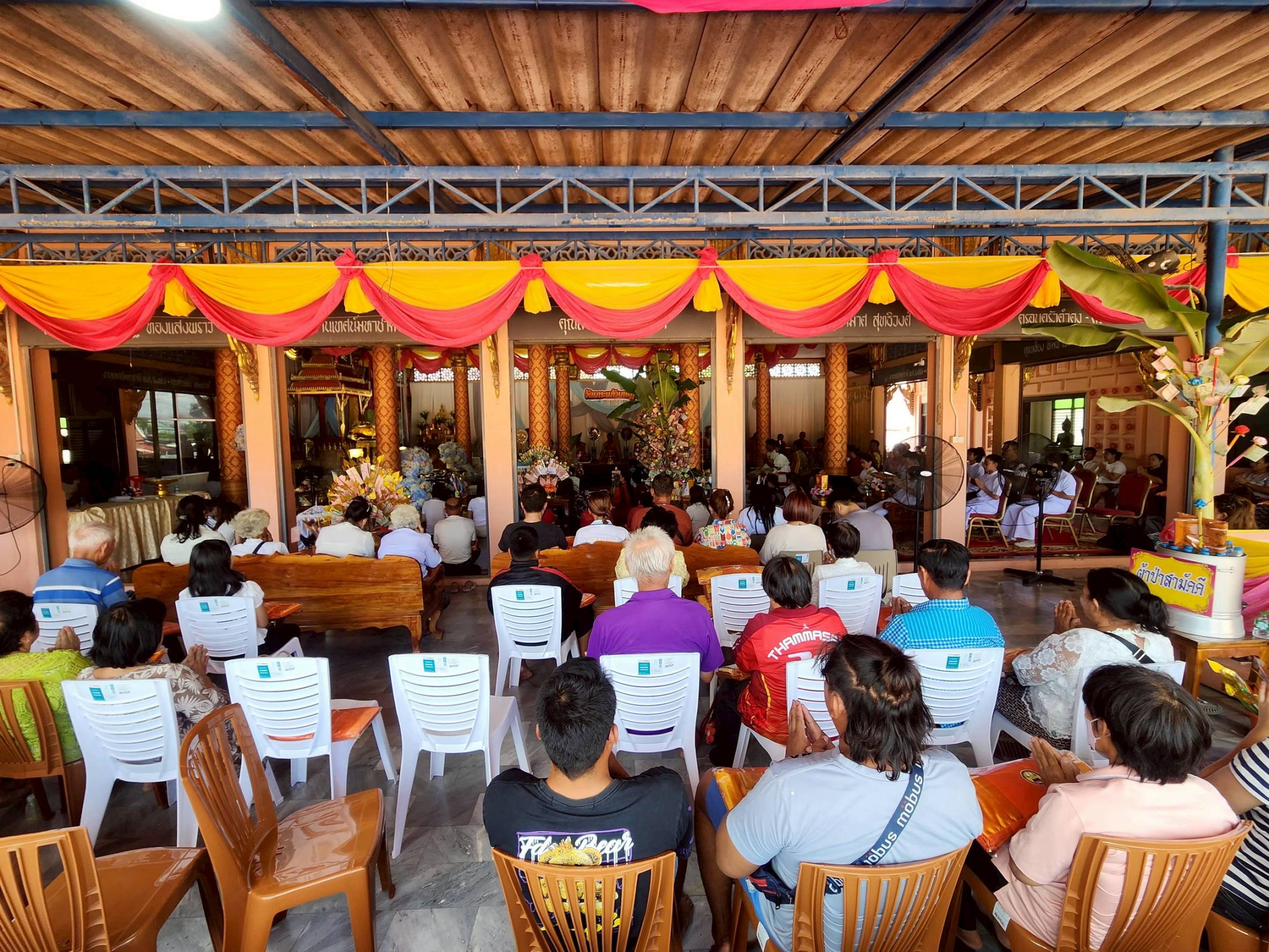 ภาพร่วมพิธีกรรมวัดเกาะแก้วเกษฎาราม